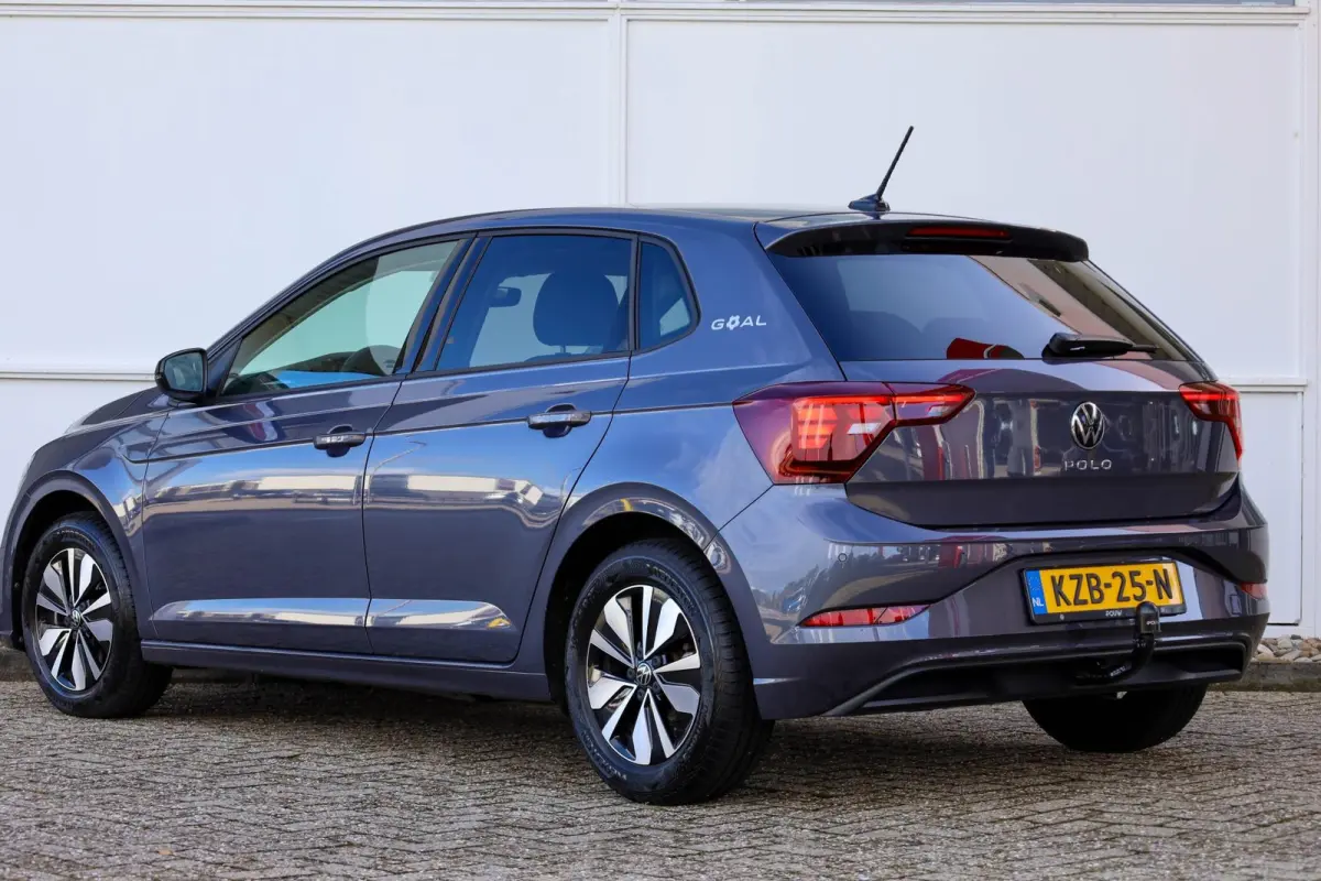 1.0 TSI 95pk DSG Life Edition | Achteruitrijcamera | Trekhaak | Stoelverwarming