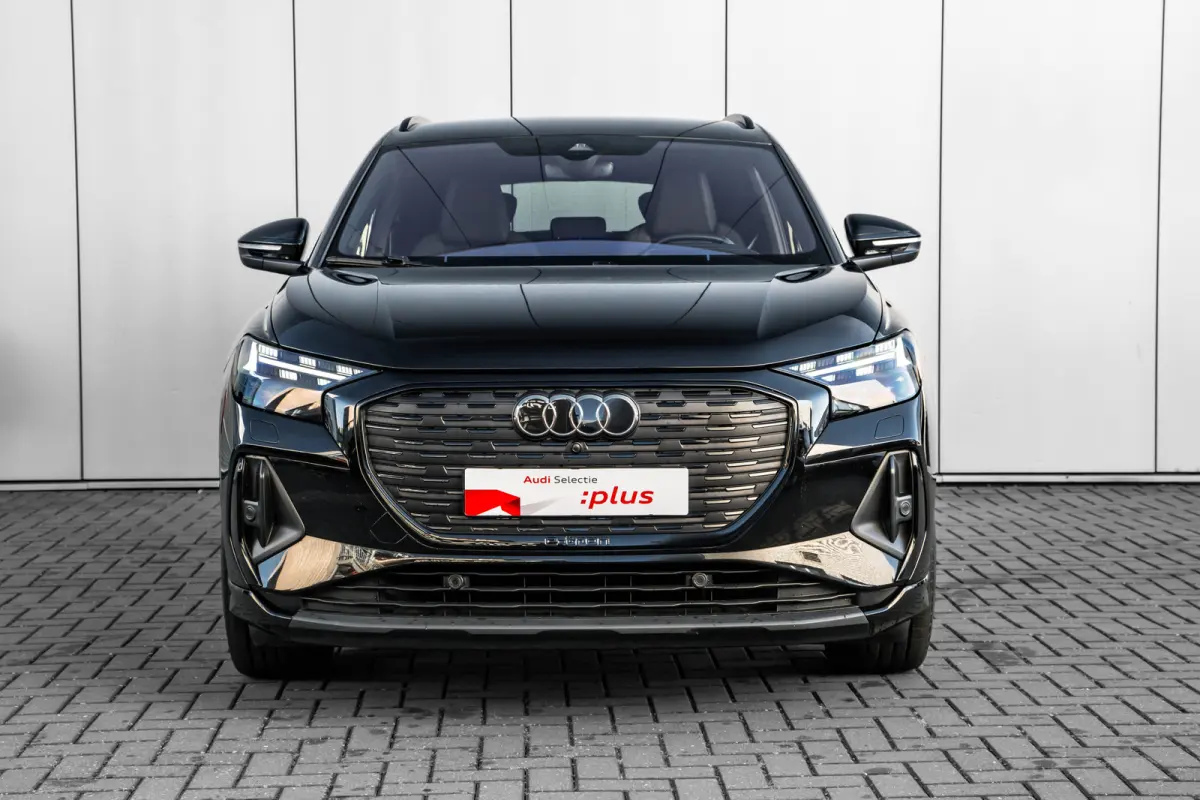 45 S Edition 82 kWh 285 PK | Achteruitrijcamera | Head-up | Elektrische stoelen | Privacy glas