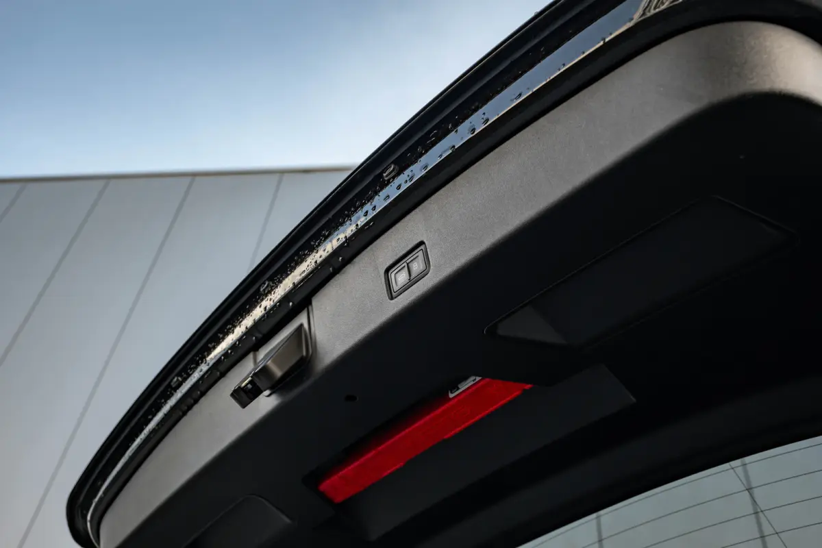 45 S Edition 82 kWh 285 PK | Achteruitrijcamera | Head-up | Elektrische stoelen | Privacy glas