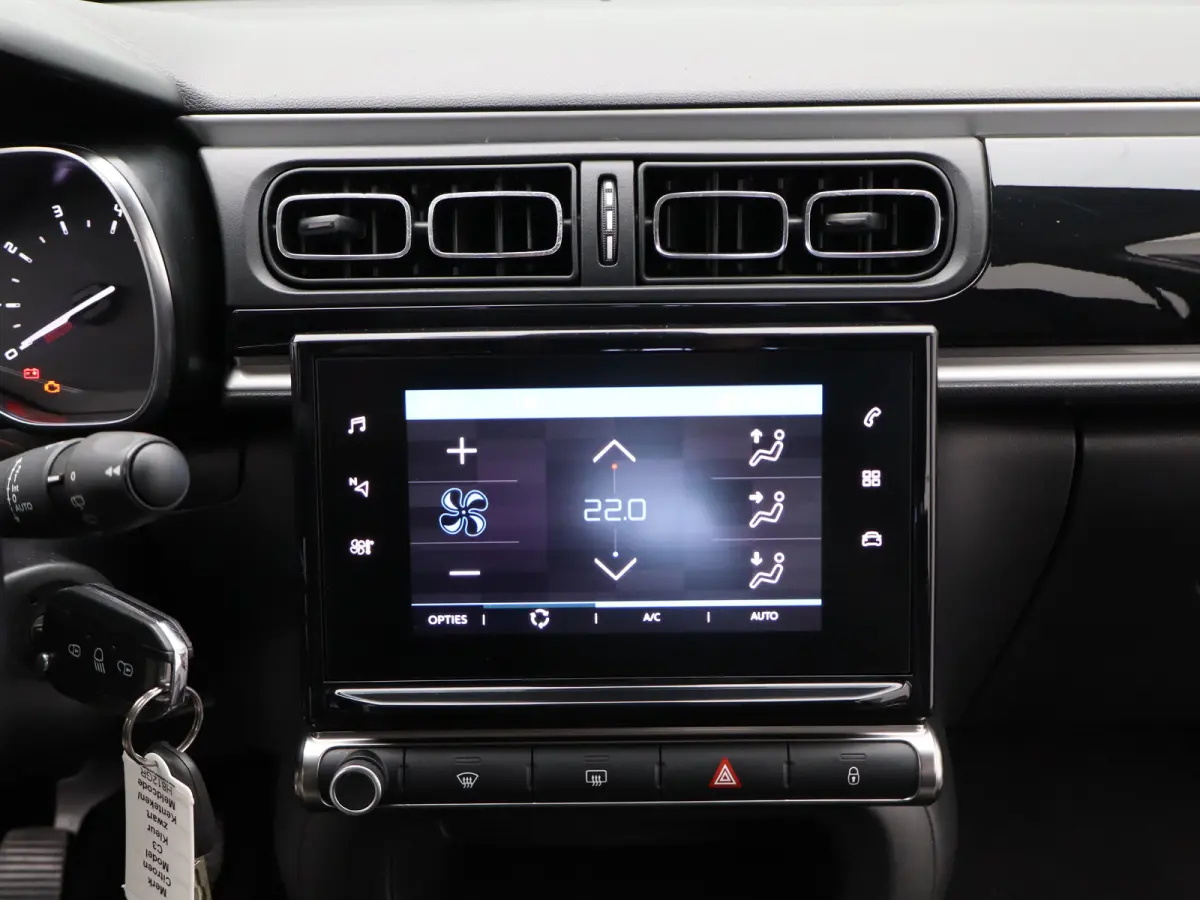 1.2 PureTech S&S Shine | Carplay | Camera | Clima | Cruise | Parkeersensoren |