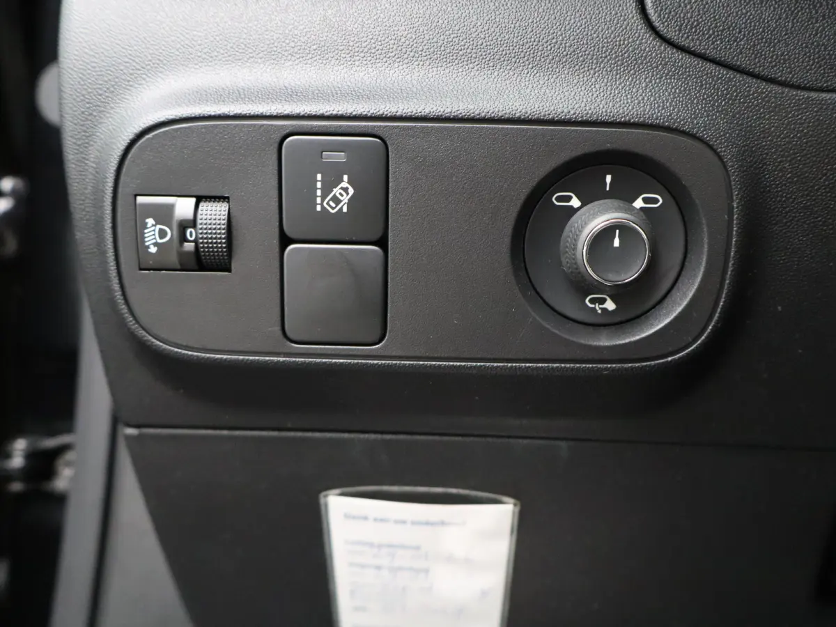 1.2 PureTech S&S Shine | Carplay | Camera | Clima | Cruise | Parkeersensoren |