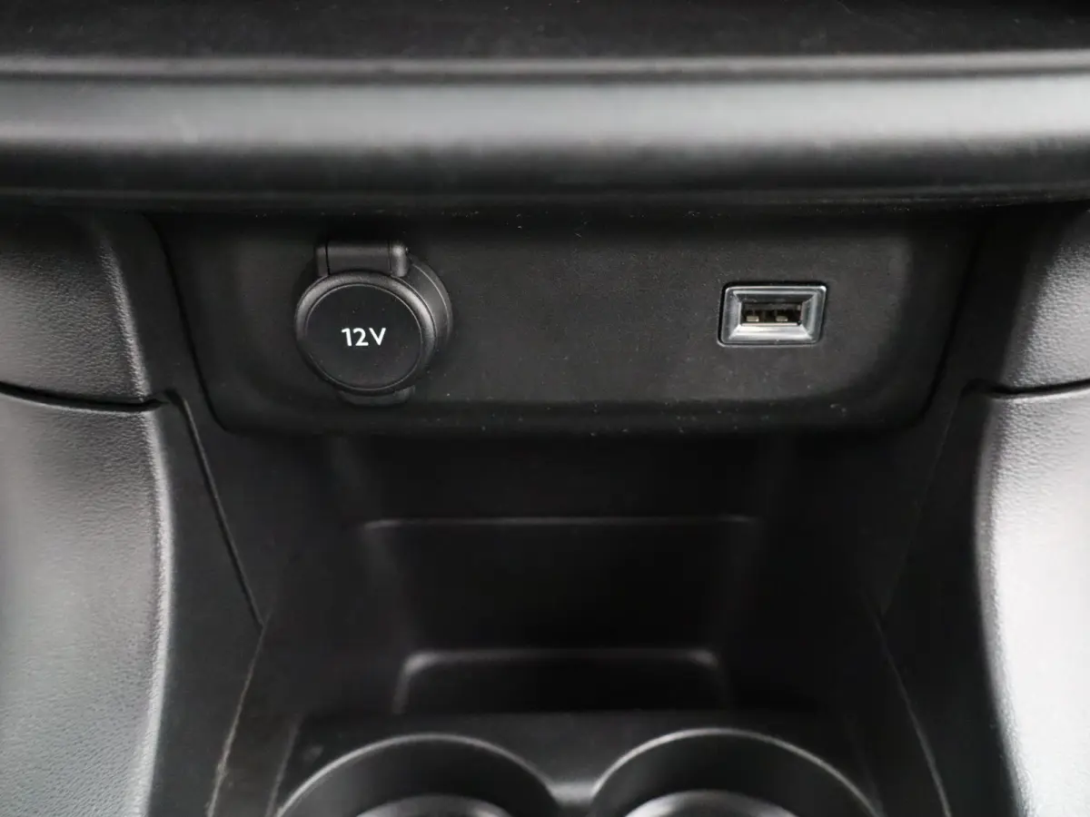 1.2 PureTech S&S Shine | Carplay | Camera | Clima | Cruise | Parkeersensoren |