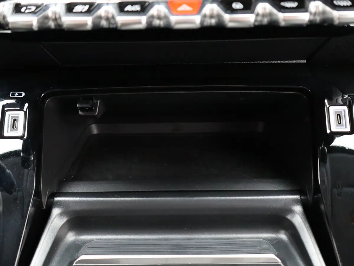 EV Allure 51 kWh | SOH 96% | Carplay | Adaptieve cruise | Stoelverwarming | Keyless | PDC V+A |