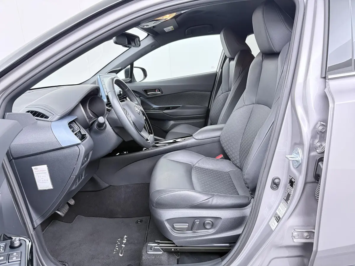 1.8 Hybrid Style Luxury | Trekhaak | JBL Audio | CarPlay | Adaptieve Cruise |
