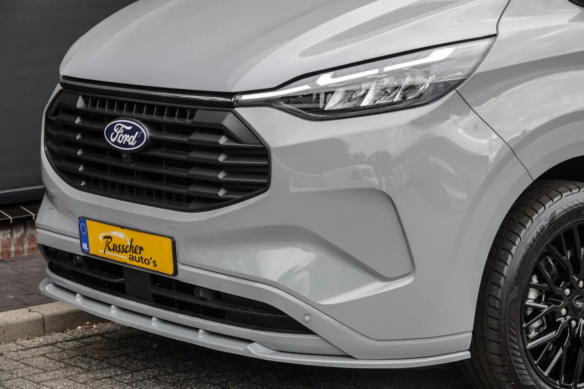 L2H1 2.5PHEV 233Pk Aut. | Limited | Plug-In Hybrid | 360° Camera | 2x Schuifdeur | Spoilerpack | 19'' | Grey Matter