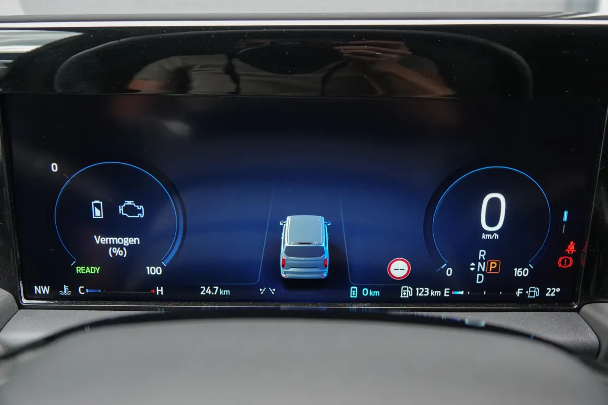 L2H1 2.5PHEV 233Pk Aut. | Limited | Plug-In Hybrid | 360° Camera | 2x Schuifdeur | Spoilerpack | 19'' | Grey Matter