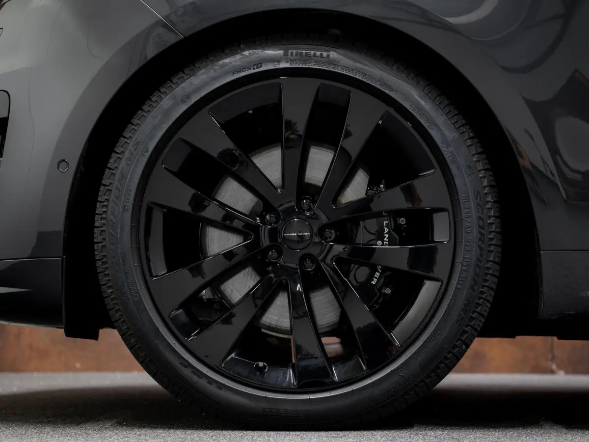 3.0 P550e Autobiography Edition PHEV | Trekhaak | Koelbox | Vierwielbest. | Massage |