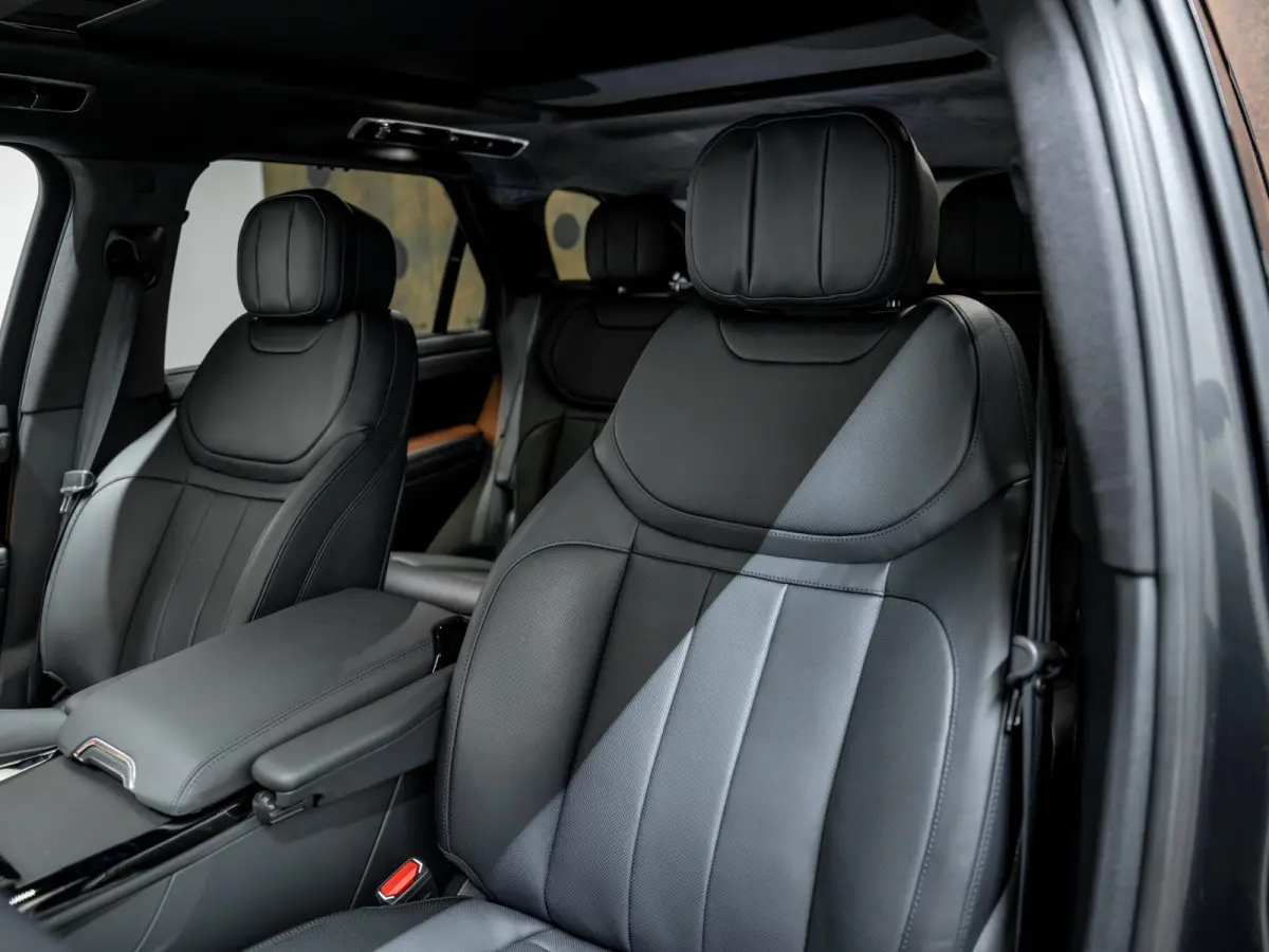 3.0 P550e Autobiography Edition PHEV | Trekhaak | Koelbox | Vierwielbest. | Massage |