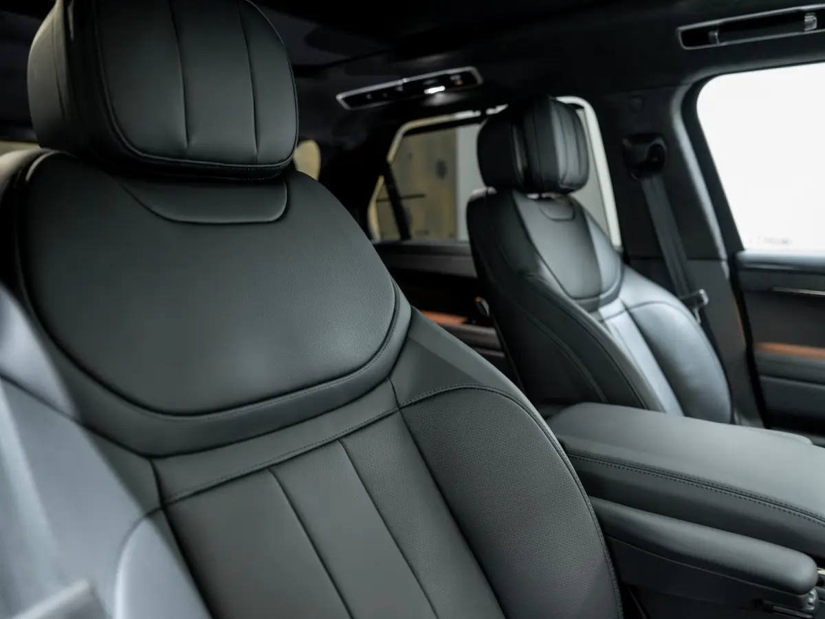 3.0 P550e Autobiography Edition PHEV | Trekhaak | Koelbox | Vierwielbest. | Massage |