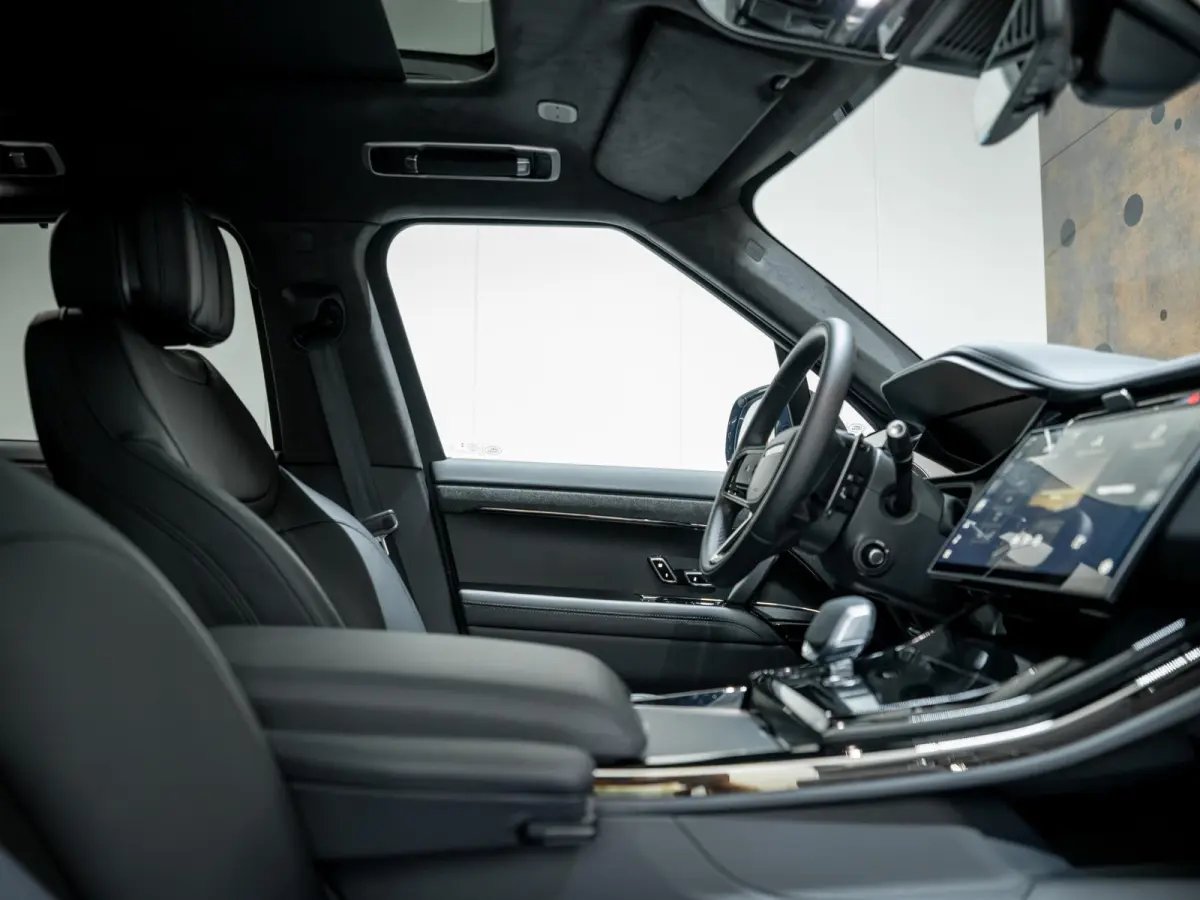 3.0 P550e Autobiography Edition PHEV | Trekhaak | Koelbox | Vierwielbest. | Massage |
