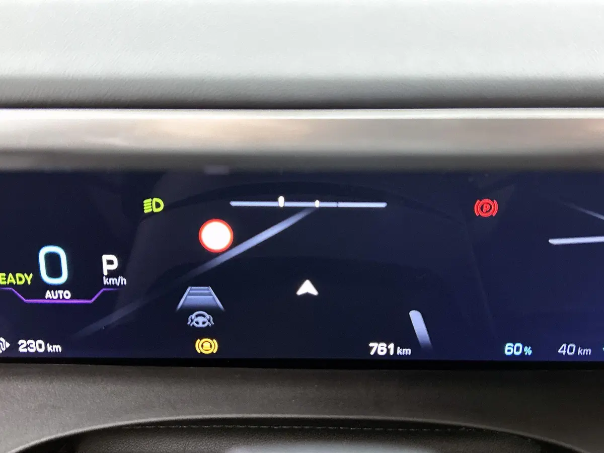 1.6 e-Hybrid Plug-In First Edition Panorama dak | 360 Camera | massagestoelen + ventilatie + verwarming