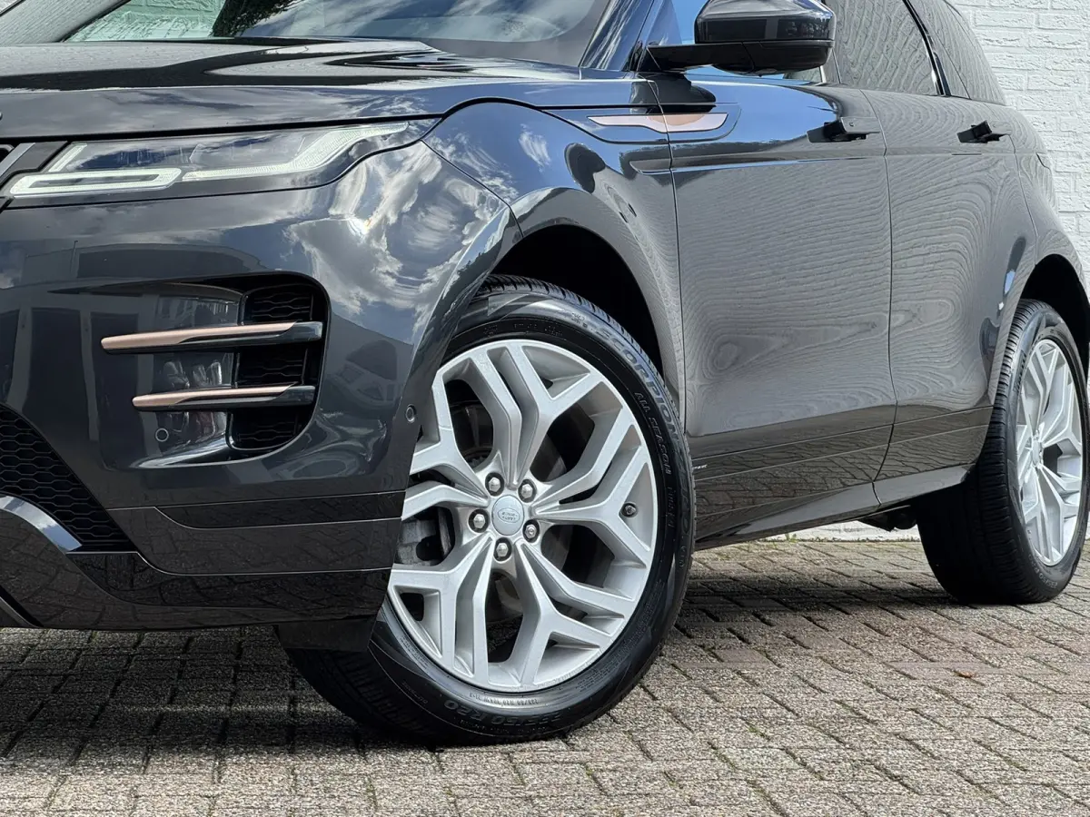 2.0 P200 AWD R-Dynamic HSE 2x Memory Carplay Camera Panorama All season banden
