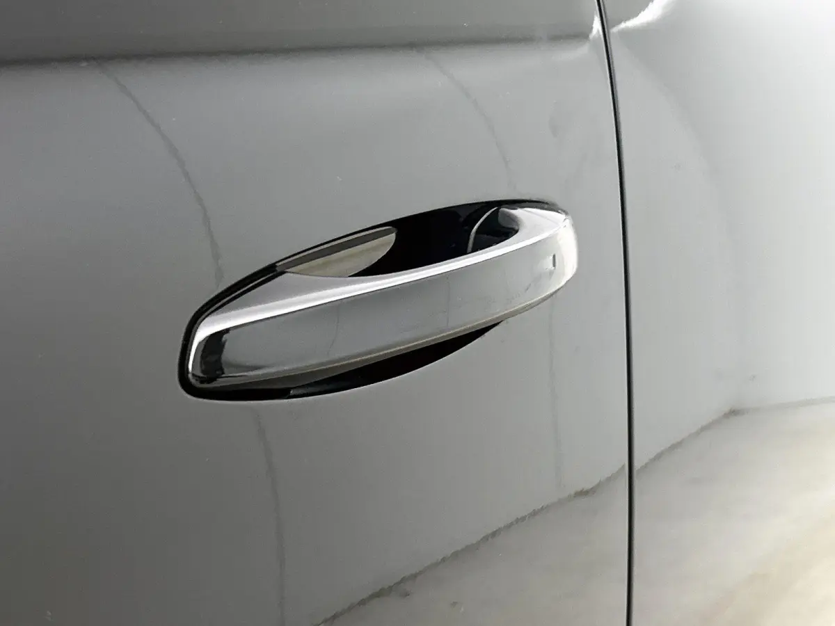 1.6 plug-in Hybrid 225pk GT Exclusive | DEMO deal! | Lederen bekleding | Panoramisch schuif kanteldak | Elektrische achterklep | Complete uitvoering |