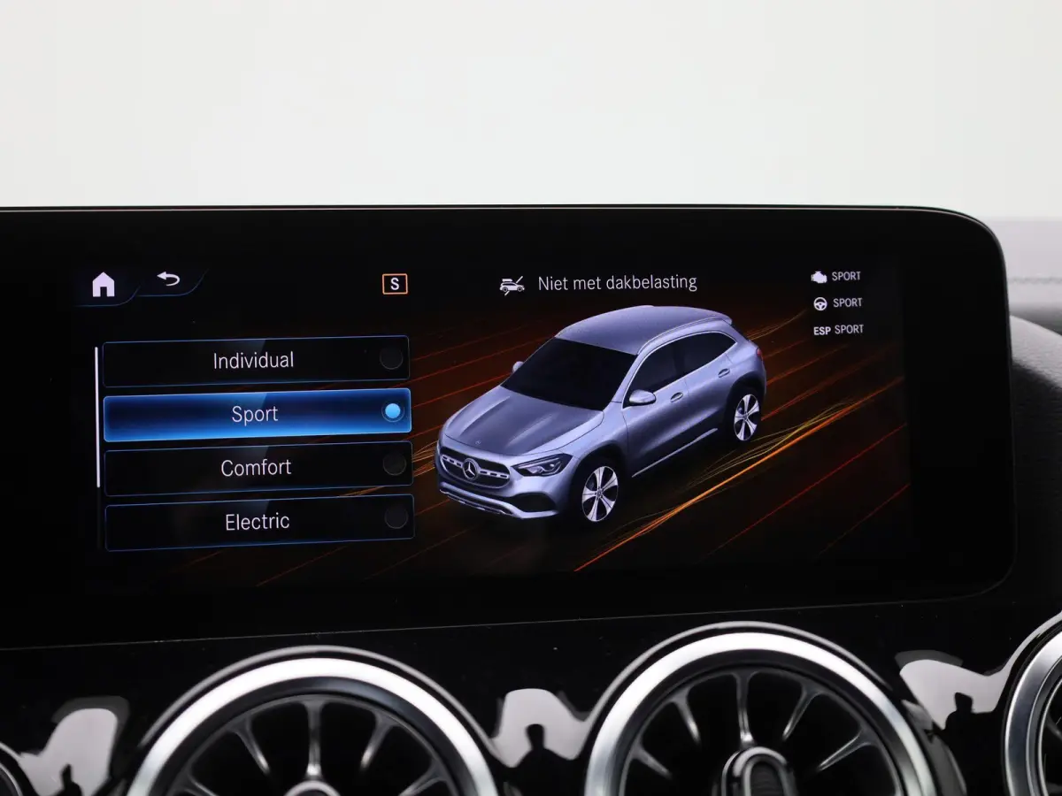 250 e Business Solution AMG Limited | Automaat | Panorama dak | Focal audio | Sfeer verlichting | Apple carplay / Android auto | Virtual cockpit | Camera | Navigatie | Stoel verwarming | DAB