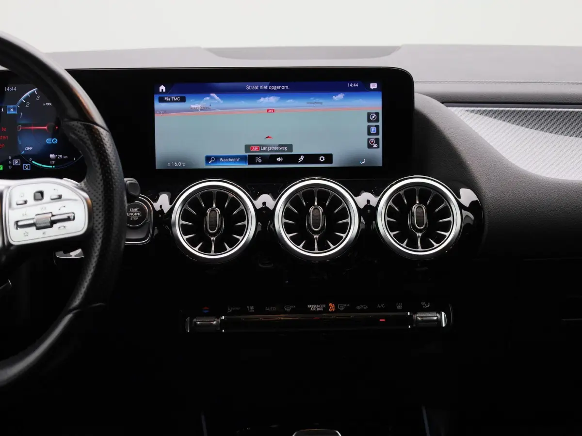 250 e Business Solution AMG Limited | Automaat | Panorama dak | Focal audio | Sfeer verlichting | Apple carplay / Android auto | Virtual cockpit | Camera | Navigatie | Stoel verwarming | DAB