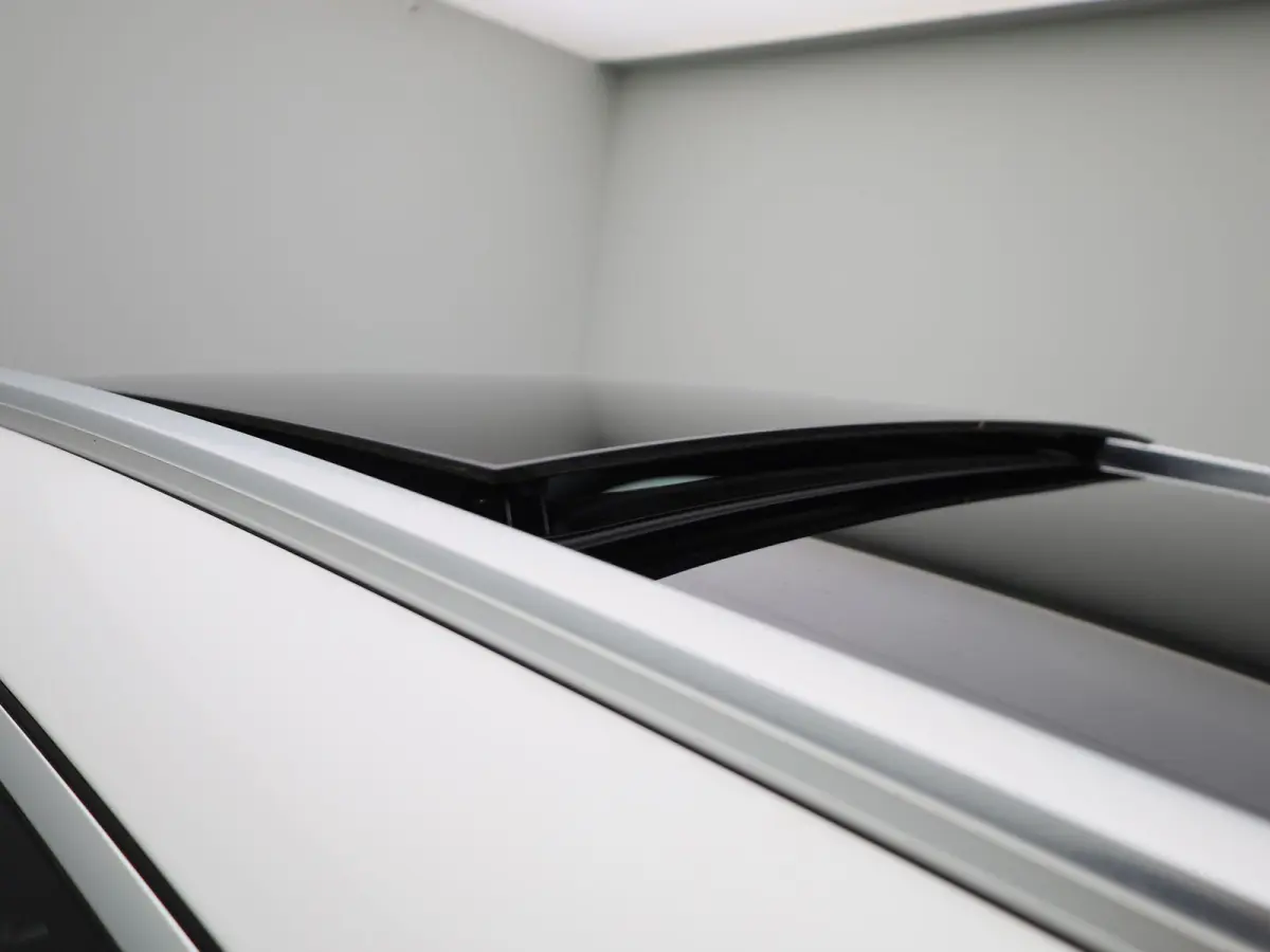250 e Business Solution AMG Limited | Automaat | Panorama dak | Focal audio | Sfeer verlichting | Apple carplay / Android auto | Virtual cockpit | Camera | Navigatie | Stoel verwarming | DAB