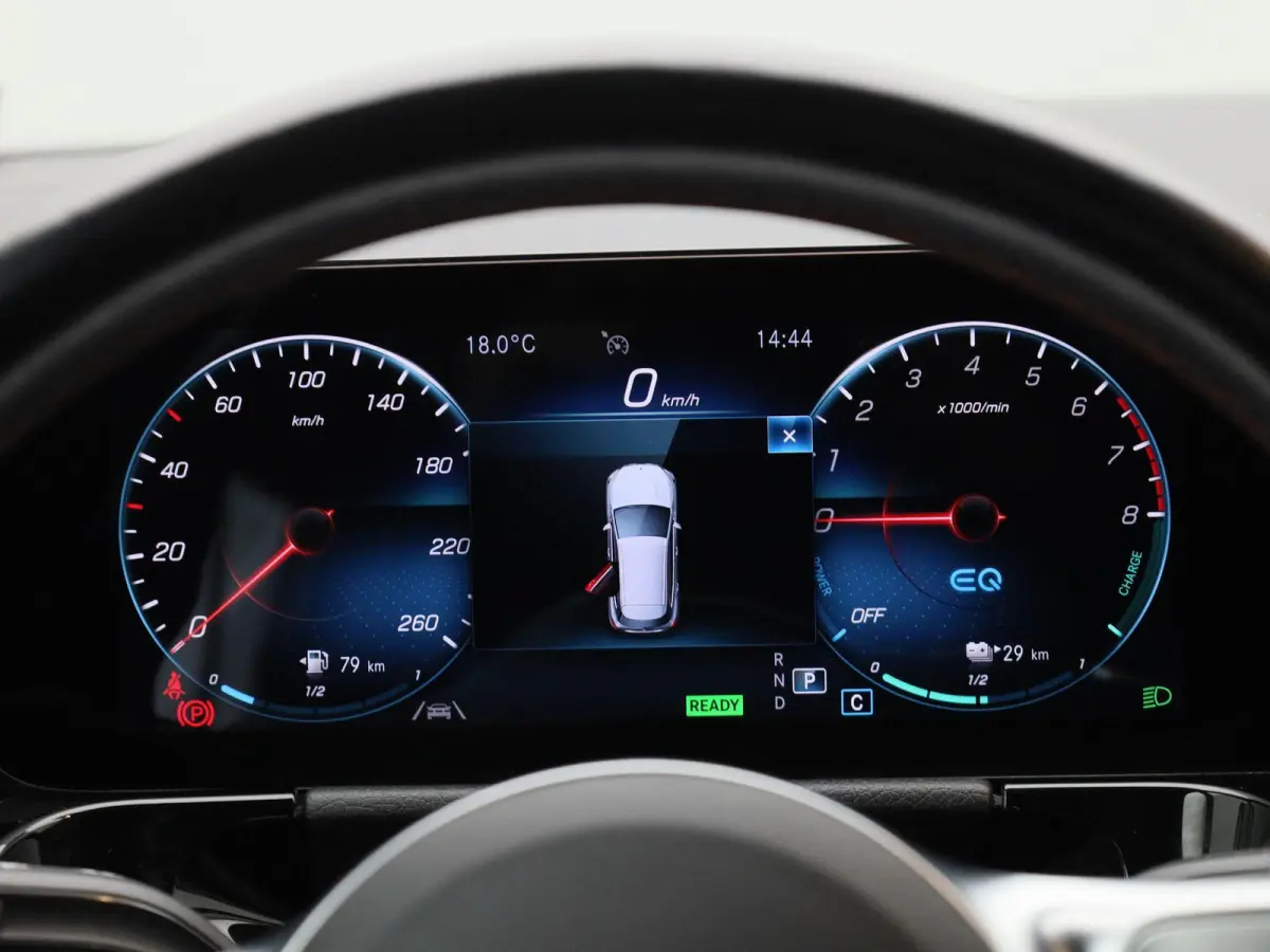 250 e Business Solution AMG Limited | Automaat | Panorama dak | Focal audio | Sfeer verlichting | Apple carplay / Android auto | Virtual cockpit | Camera | Navigatie | Stoel verwarming | DAB