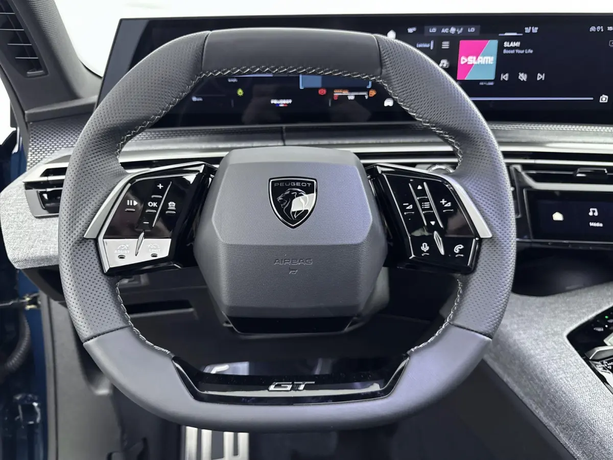 1.2 Hybrid 145 GT | DEMO DEAL | Panoramisch schuifkanteldak | Alcantara stoelen | Elektrische achterklep |