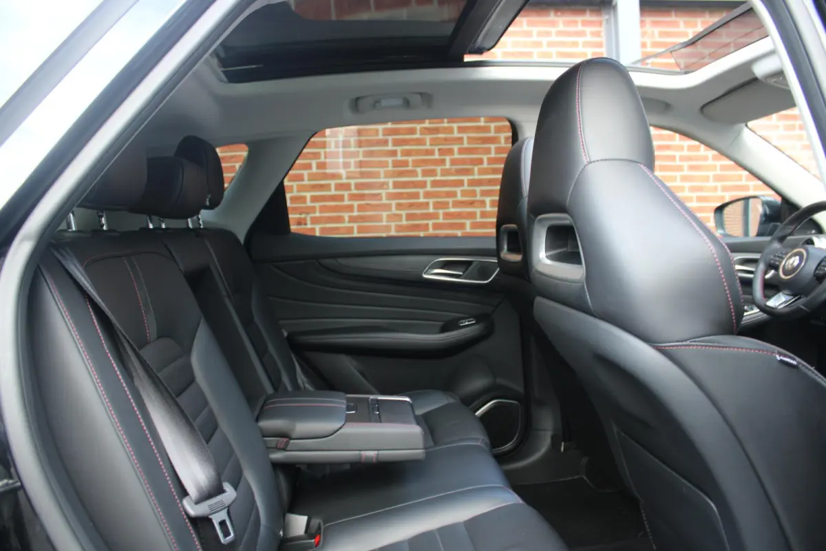 1.5 TGDI Luxury | Panorama dak | Cruise Control adap. | Lederen bekleding | Carplay/Android/Navi |