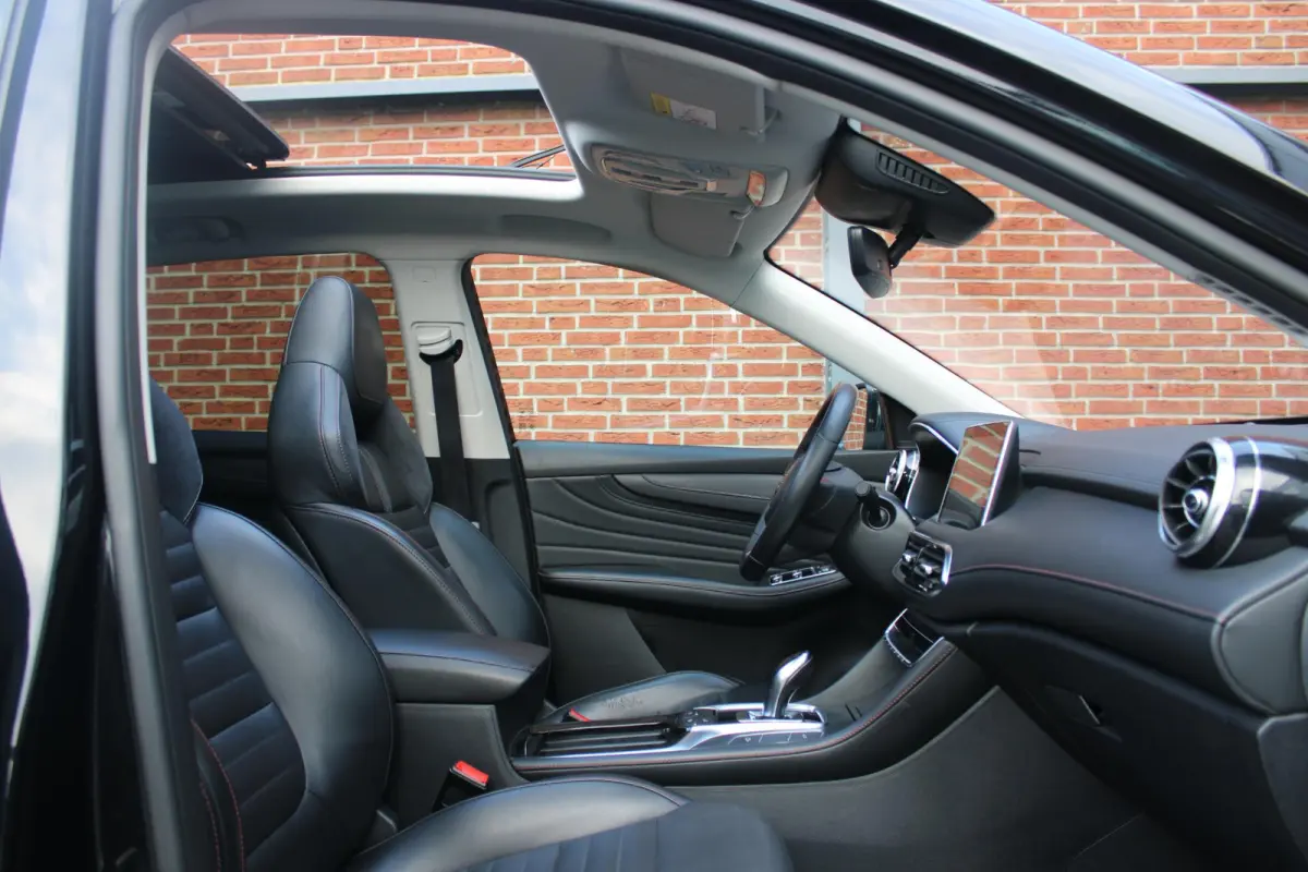 1.5 TGDI Luxury | Panorama dak | Cruise Control adap. | Lederen bekleding | Carplay/Android/Navi |