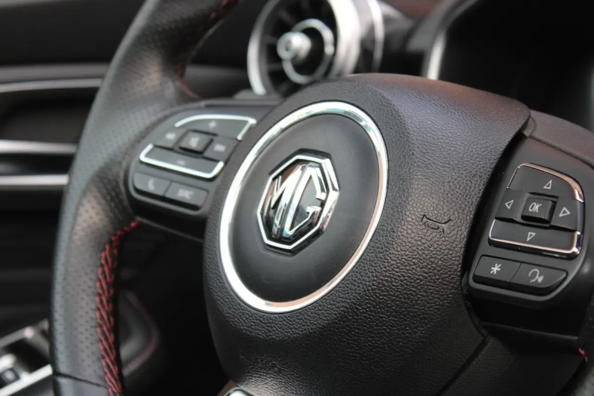 1.5 TGDI Luxury | Panorama dak | Cruise Control adap. | Lederen bekleding | Carplay/Android/Navi |