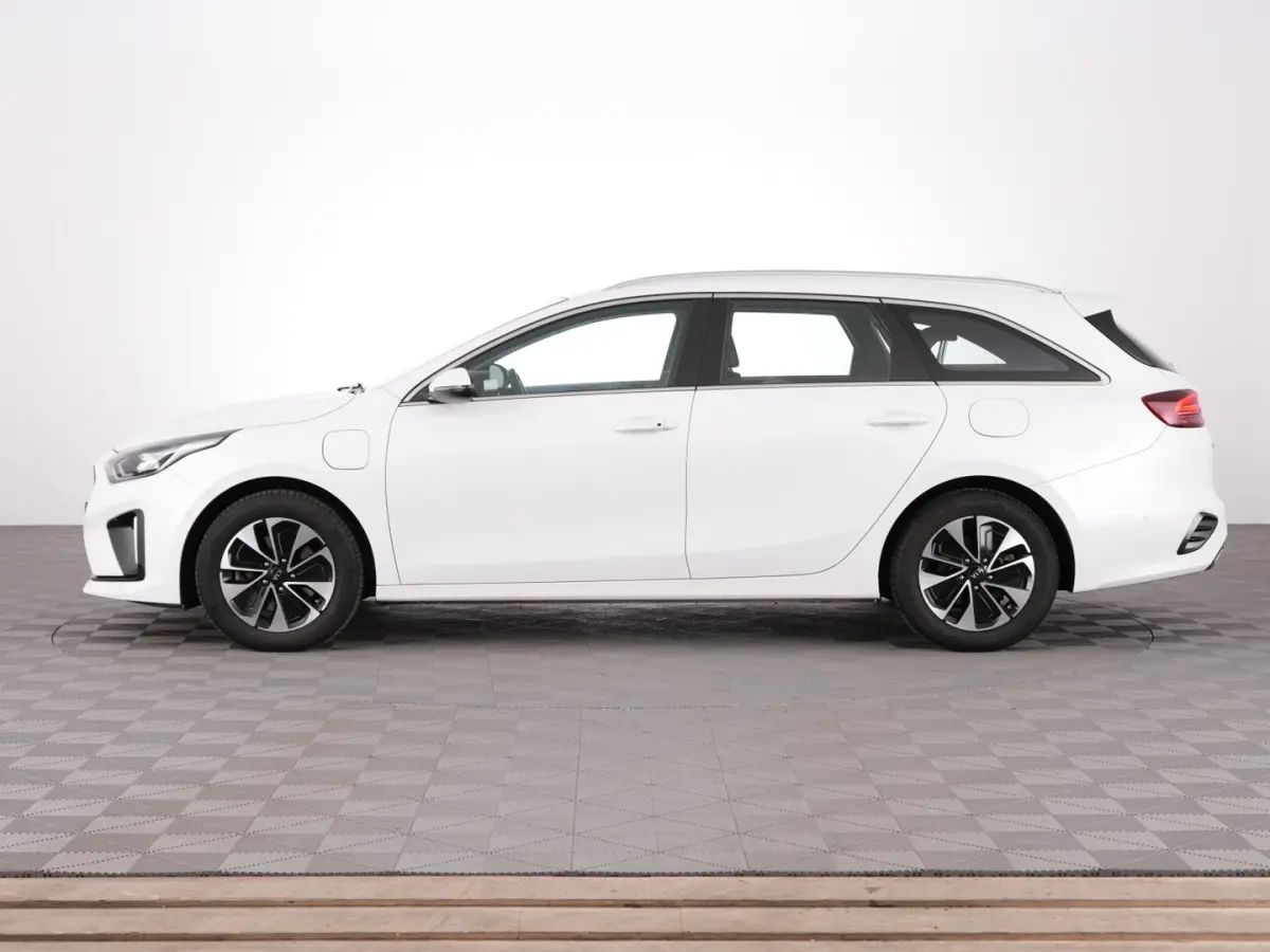 1.6 GDI PHEV DynamicPlusLine | Half LEDER | TREKHAAK | Full LED | NAVI | ECC | VELGEN !