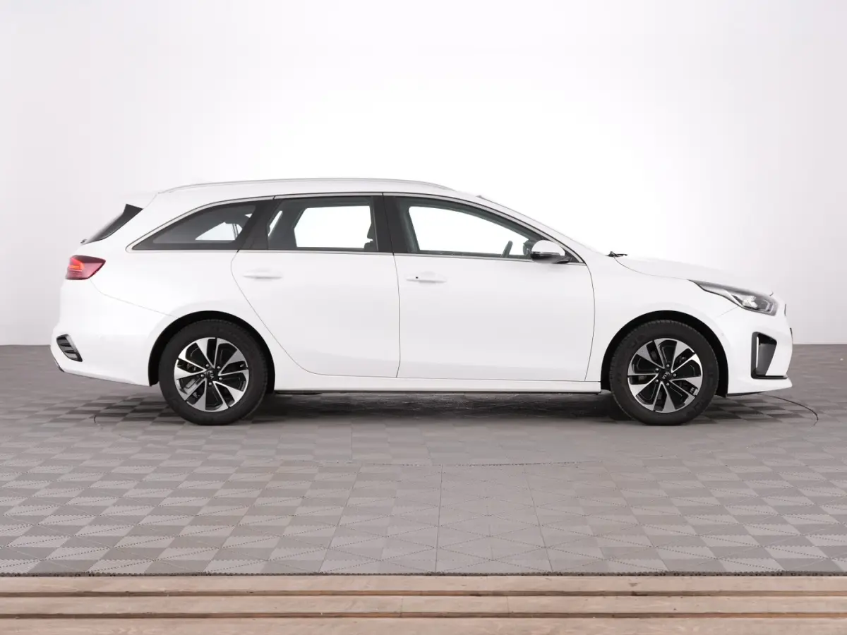 1.6 GDI PHEV DynamicPlusLine | Half LEDER | TREKHAAK | Full LED | NAVI | ECC | VELGEN !