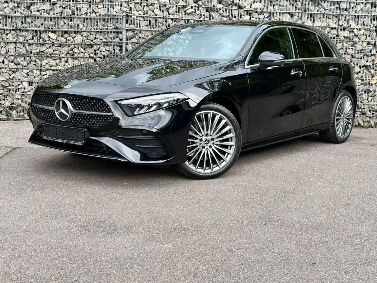 250 e AMG ** HIGH LED, NAVI+, PANO, CAMERA, KEYLESS, SPIEGEL, 19-inch LMV ** Nw - UNFALLFREI ** ** INFORMEER OOK NAAR ONZE AANTREKKELIJKE FINANCIAL-LEASE TARIEVEN **