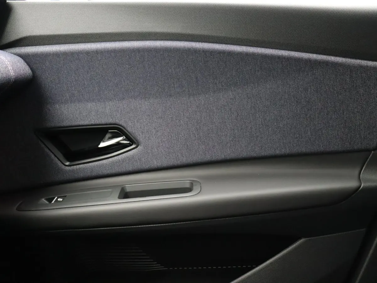 comfort range techno 52 kWh | Vijf jaar garantie | Stoel- en stuurwielverwarming | Blind spot warning | Easy park assist |