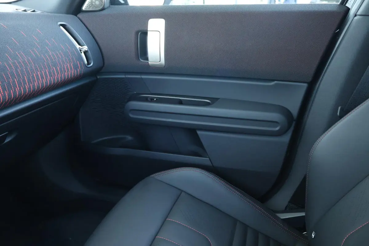 2.0 John Cooper Works ALL4 JCW Pack | Pakket XL | Midnight Black | NEXT garantie