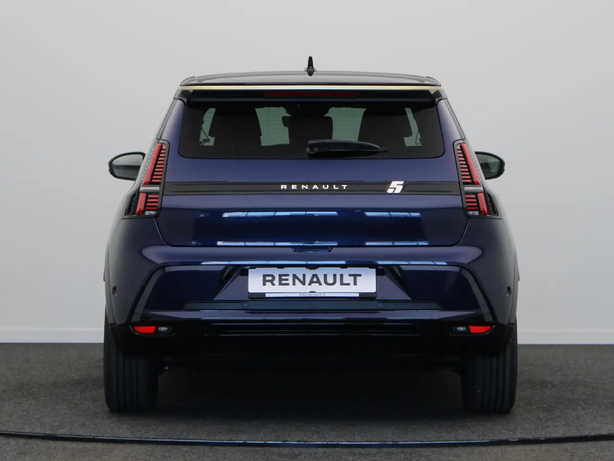 comfort range iconic cinq 52 kWh | Vijf jaar garantie | Blind spot warning | Harman Kardon |