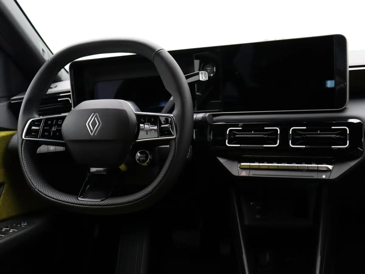 comfort range iconic cinq 52 kWh | Vijf jaar garantie | Blind spot warning | Harman Kardon |