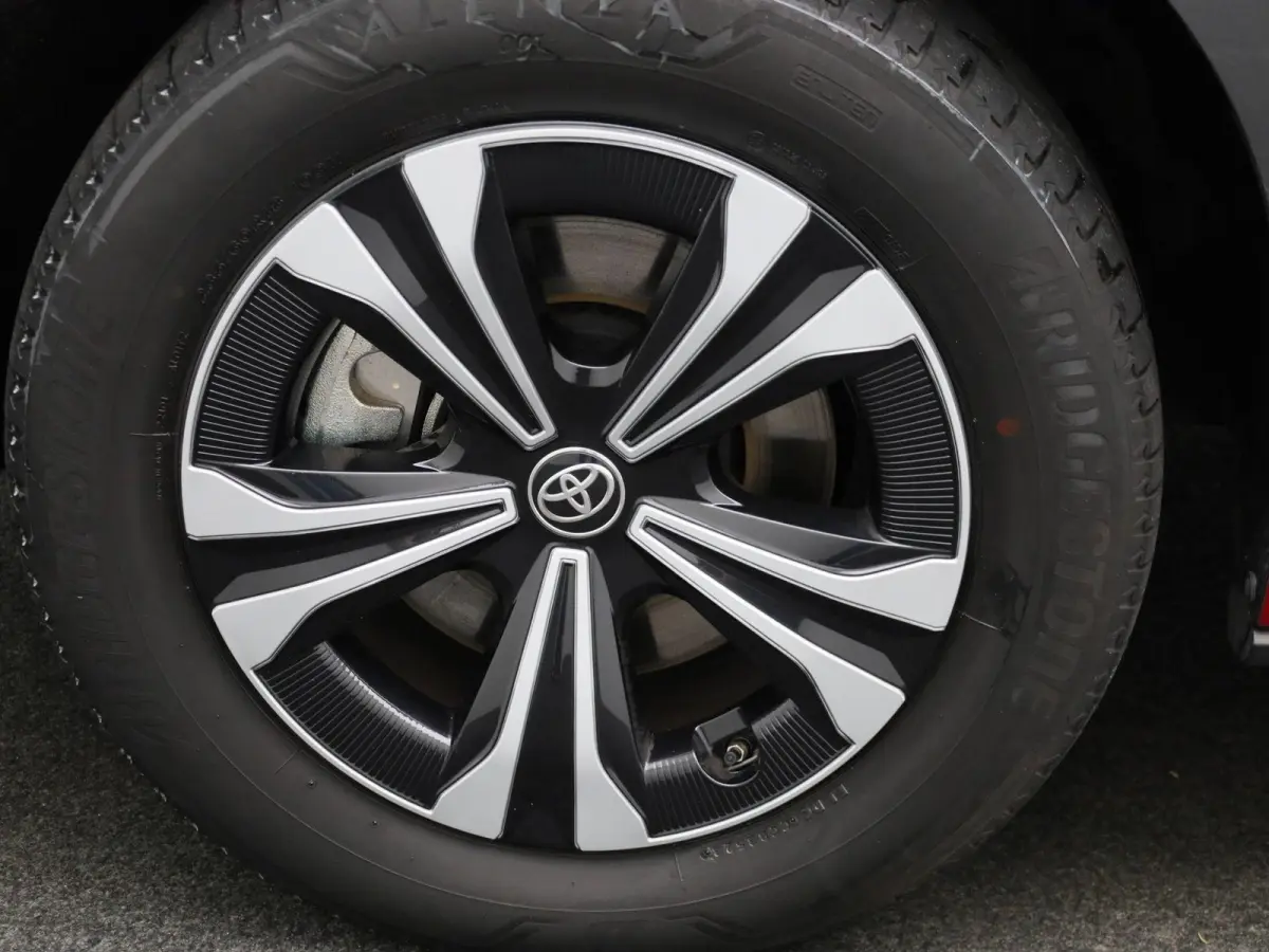 Dynamic 71 kWh
