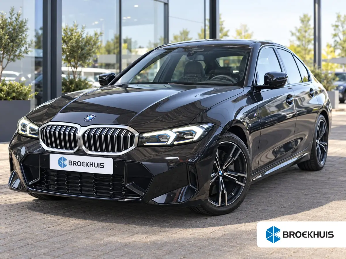 330e M Sport Edition | Leder | LED | Sportstoelen | Clima | Memory | Navi | Cruise Adaptive | Stoelverwarming | Keyless | Lichtmetalen Velgen