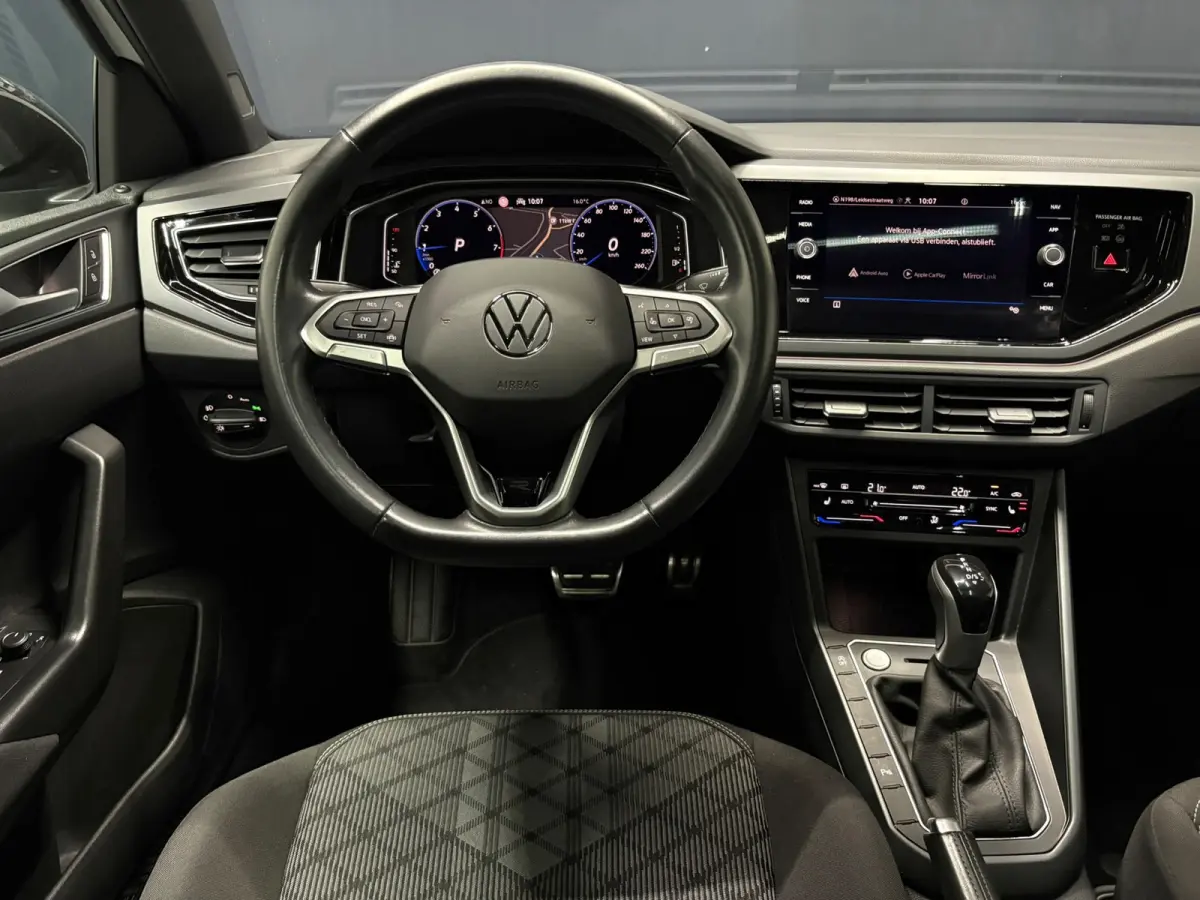 1.0 TSI R-Line Pano Keyless Trekhaak Camera Full Option