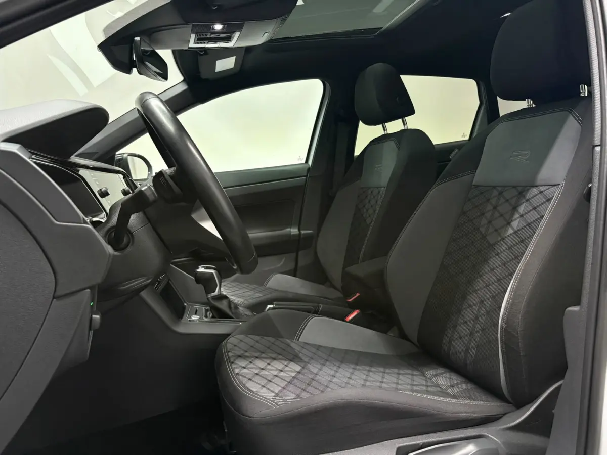 1.0 TSI R-Line Pano Keyless Trekhaak Camera Full Option