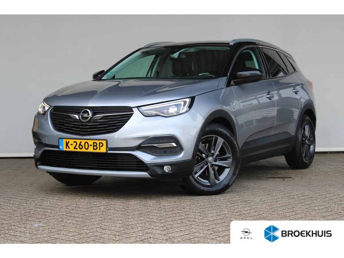 1.2 Turbo 120 Jaar Edition | Navigatie | Climate control | AFL Koplampen | AGR | Cruise control |