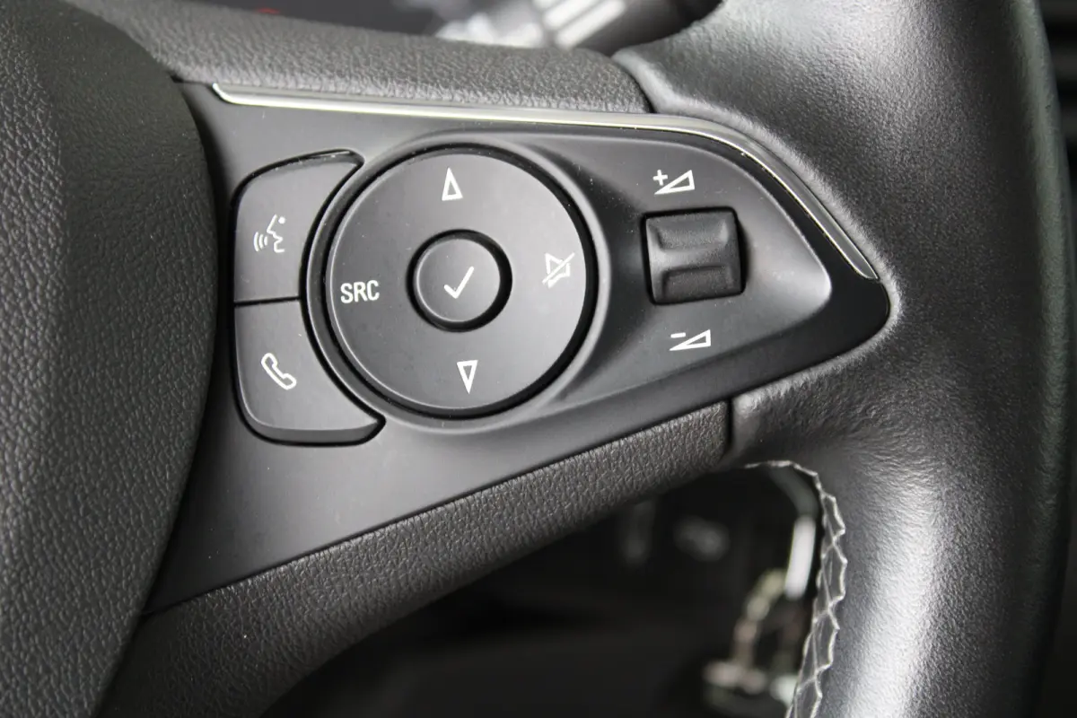 1.2 Turbo 120 Jaar Edition | Navigatie | Climate control | AFL Koplampen | AGR | Cruise control |