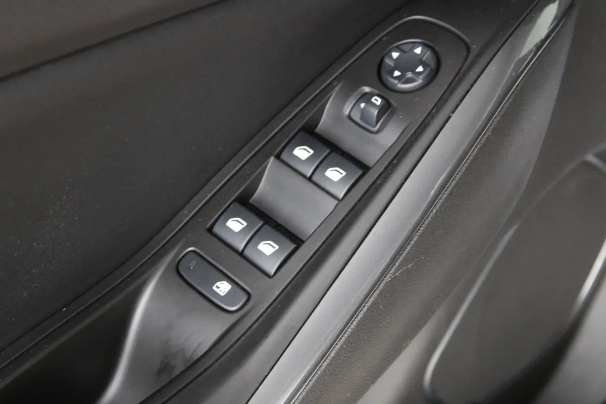 1.2 Turbo 120 Jaar Edition | Navigatie | Climate control | AFL Koplampen | AGR | Cruise control |