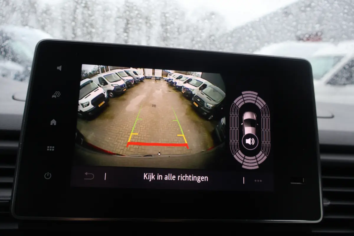 2.0 dCi 170pk L2 H1 DC Luxe Automaat