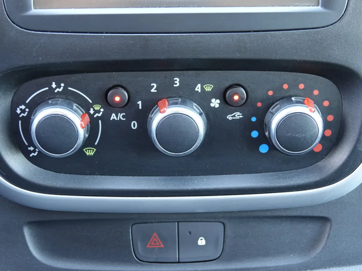 2.0 dCi 120PK T29 L1H1 Comfort IMPERIAAL | TREKH. | NAVI | CRUISE | AIRCO
