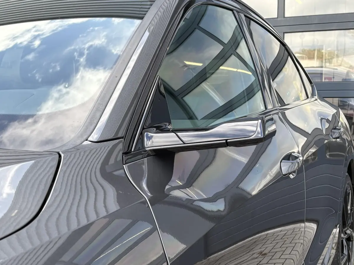 55 408pk quattro S edition 95 kWh | Panoramadak | 22 inch velgen | Head-up Display | Virtual Mirrors | B&O Audio