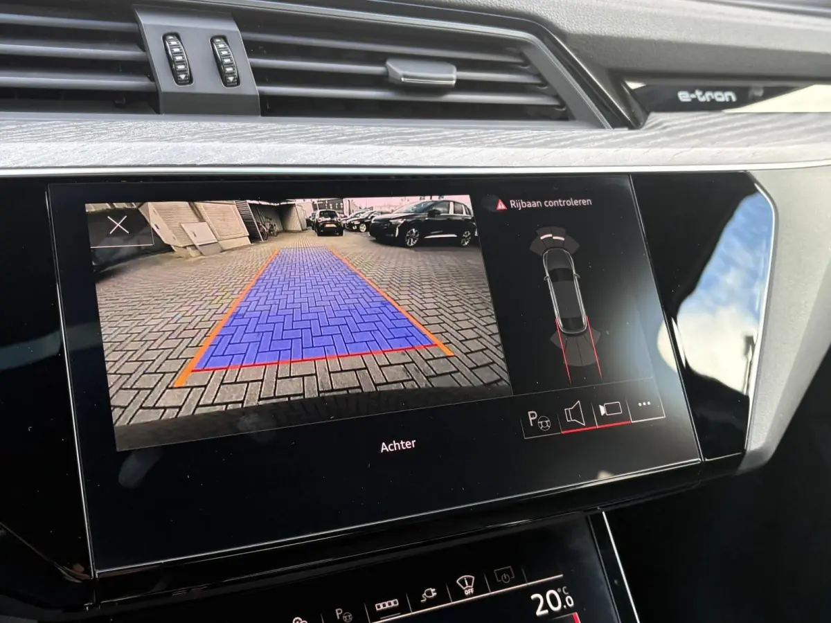 55 408pk quattro S edition 95 kWh | Panoramadak | 22 inch velgen | Head-up Display | Virtual Mirrors | B&O Audio