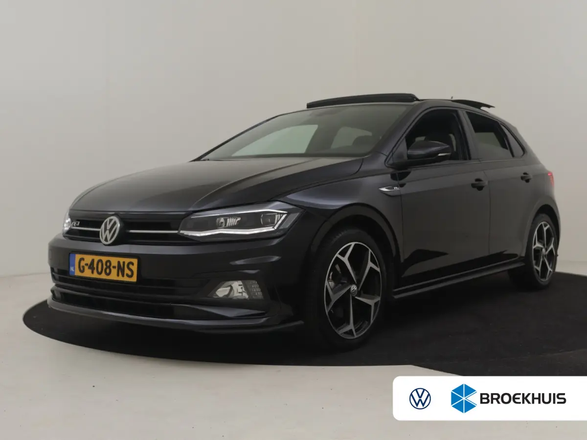 1.0 TS R-Line 115 PK | Elektr Glazen Pano-dak | Camera | Cr. Contr Adapt | Parkeer assistent | Parkeersensoren | Keyless | Stoelverw | Climate contr | DAB | LED | 17"LMV