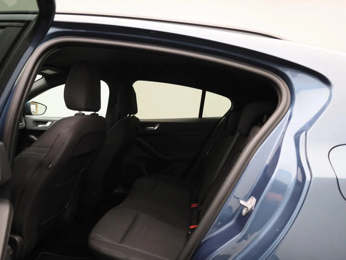 1.5 EcoBoost ST Line X Business | Adaptief Cruisecontrol | Achteruitrijcamera | Navigatie | AGR Stoelen | Trekhaak |