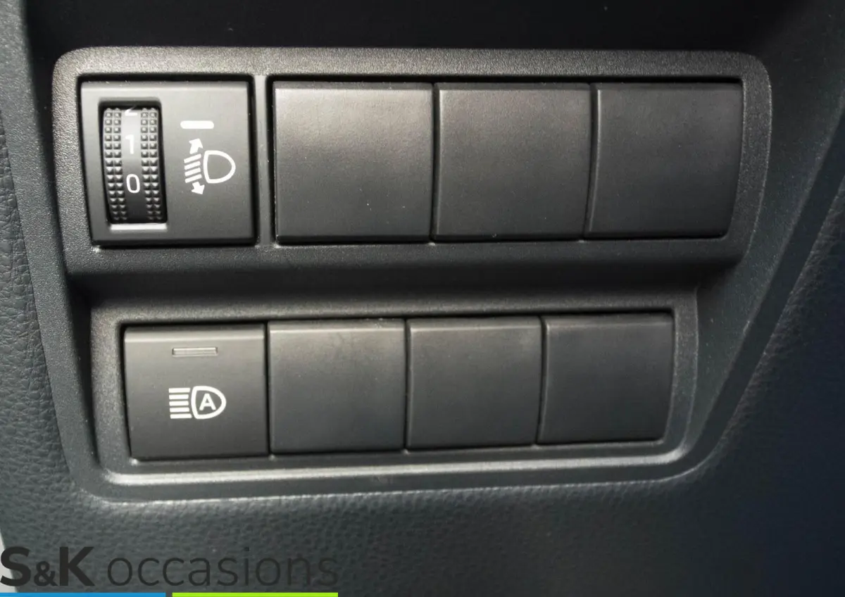 1.5 Hybrid 10j Garantie Dynamic Navi LED Keyless