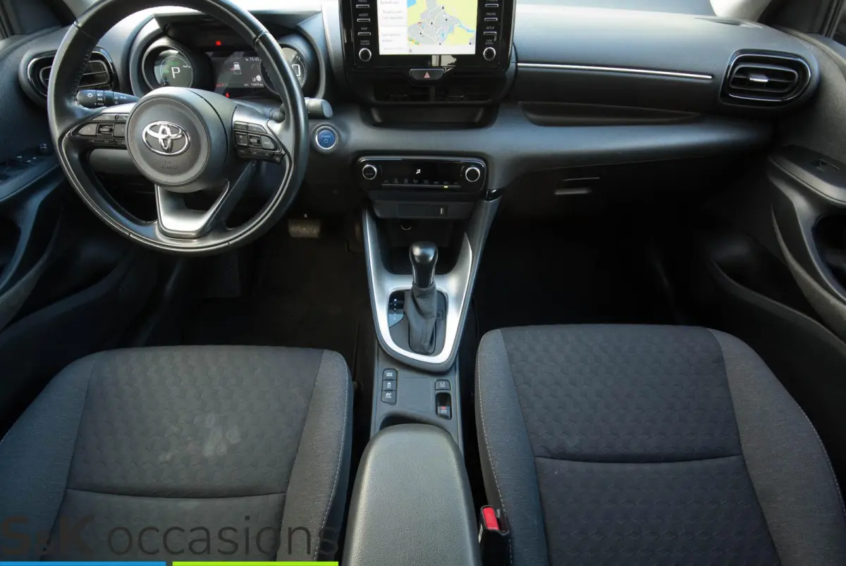 1.5 Hybrid 10j Garantie Dynamic Navi LED Keyless