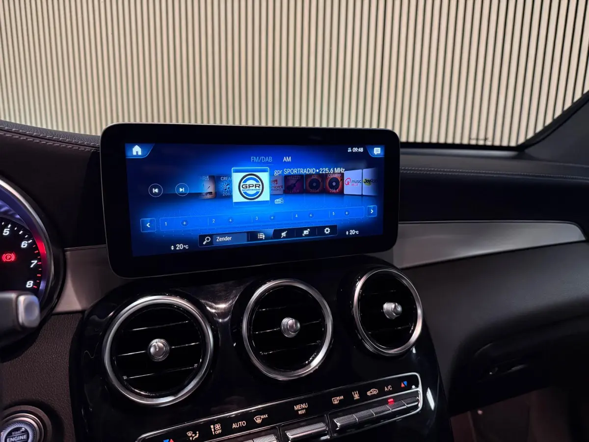 300e 4MATIC AMG STYLING-SCHUIFDAK-21 INCH-CAMERA-DAB