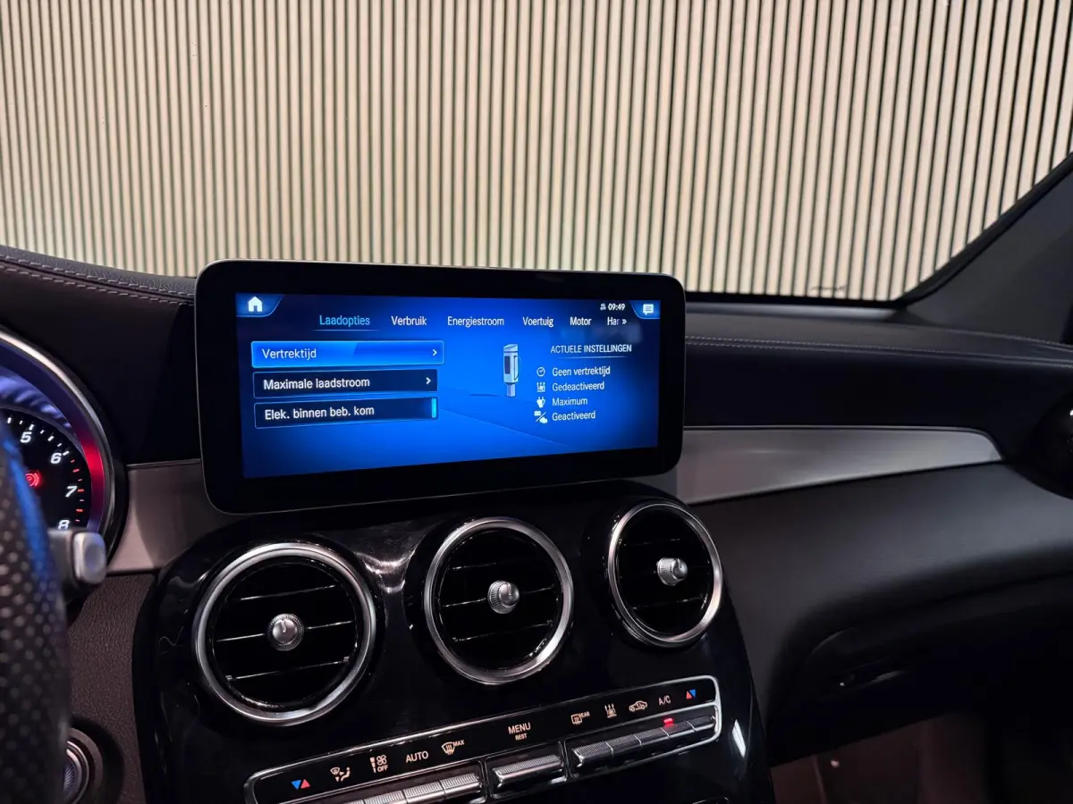 300e 4MATIC AMG STYLING-SCHUIFDAK-21 INCH-CAMERA-DAB