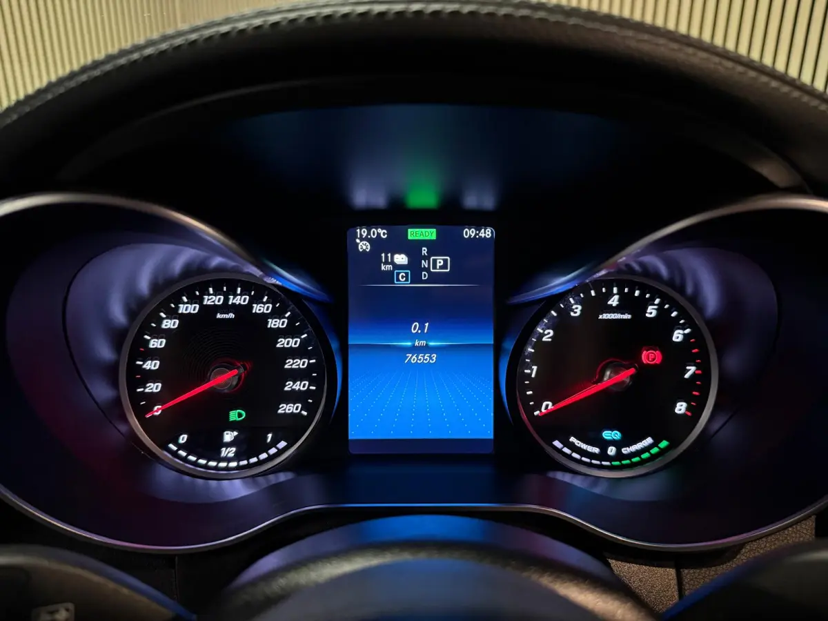 300e 4MATIC AMG STYLING-SCHUIFDAK-21 INCH-CAMERA-DAB